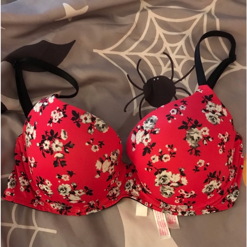 Vs pink bra 34c